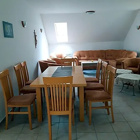 Tic Hervartov 3*